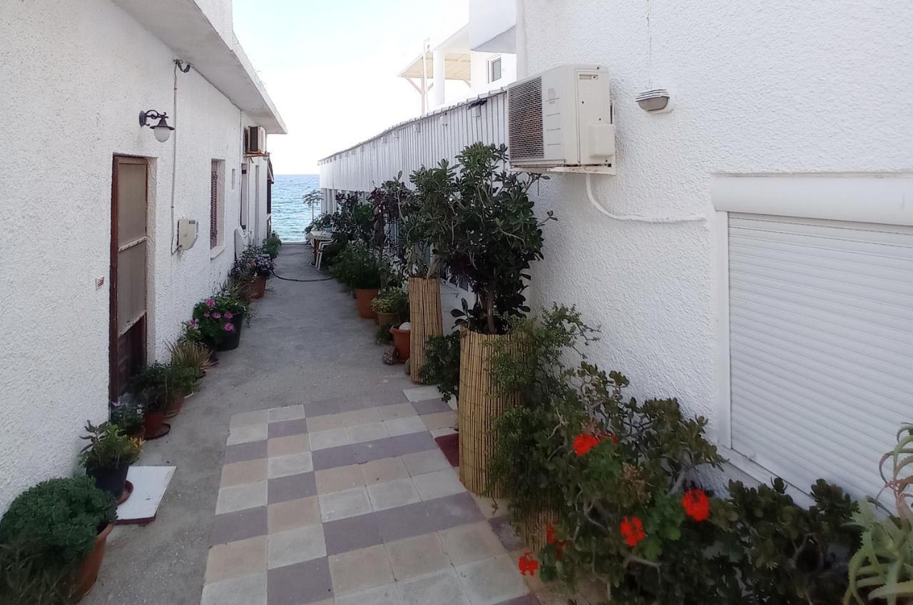 Vista Mare Apartamento Koutsourás Exterior foto